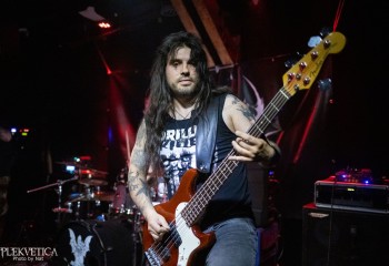 Goreshower - Photo by Natalie