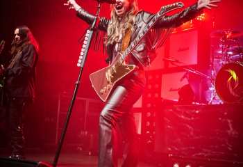 Halestorm - Photo By Peti