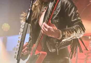 Halestorm - Photo By Peti