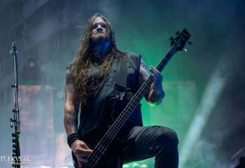 Heaven Shall Burn- Photo By Marc