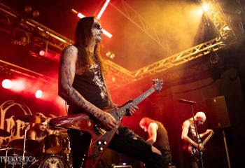 Helleruin - Photo by Natalie