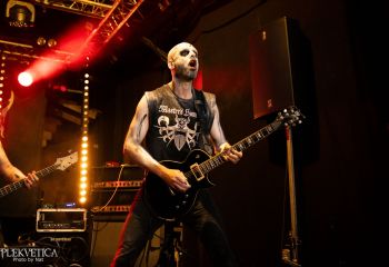 Helleruin - Photo by Natalie