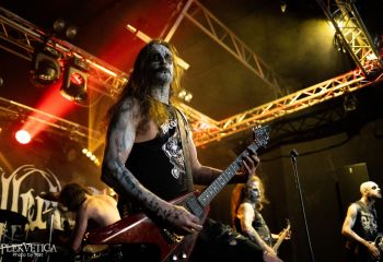 Helleruin - Photo by Natalie