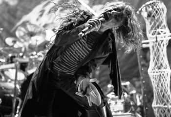 HOULE - Photo By Peti