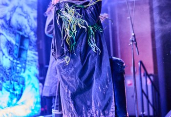 HOULE - Photo By Peti