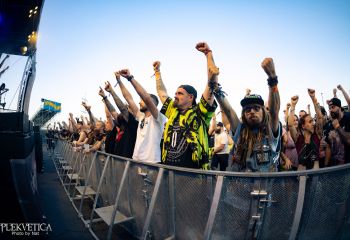 To The Grave - Photo by Natalie