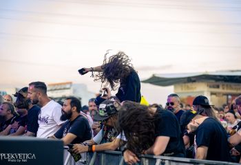 To The Grave - Photo by Natalie