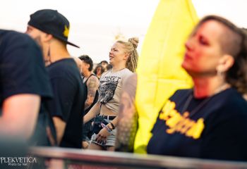 To The Grave - Photo by Natalie