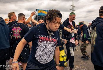 Slowly Rotten - Photo by Natalie