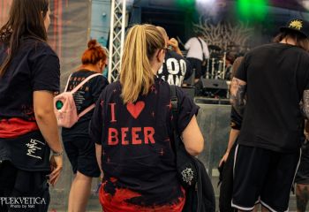 Slowly Rotten - Photo by Natalie