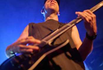 In Hearts Wake - Photo By Peti