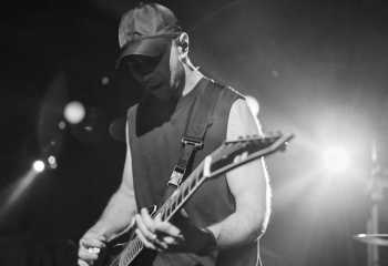 In Hearts Wake - Photo By Peti