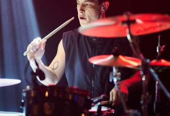 KINGDOM OF GIANTS - Photo By Peti