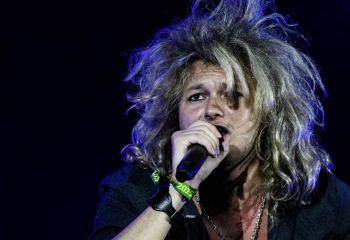 Kissin' Dynamite - Photo by Pat