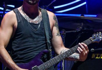 Kissin' Dynamite - Photo by Pat