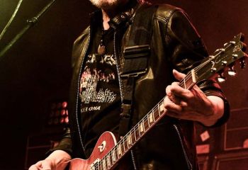 Krokus - Photo by Pat