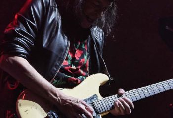 Krokus - Photo by Pat