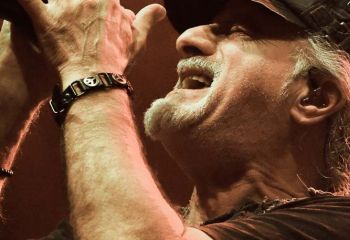 Krokus - Photo by Pat