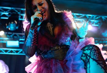 Lacuna Coil - Photo By Peti