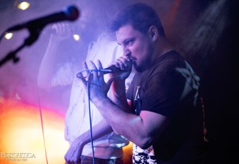 Lyssa - Photo by Natalie