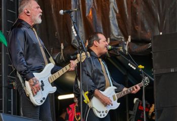 me-first-and-the-gimme-gimmes-greenfield-2025-7r502217