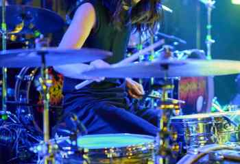 MINAMI DEUTSCH - Photo By Peti