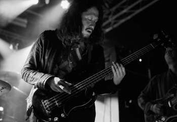 MINAMI DEUTSCH - Photo By Peti