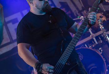 Misaligned - Photo by Dänu