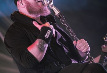 Misaligned - Photo by Dänu