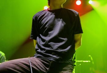 20.00  Neckbreakker - Photo By Peti