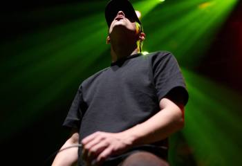 20.00  Neckbreakker - Photo By Peti