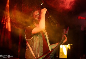 Never - Photo by Natalie