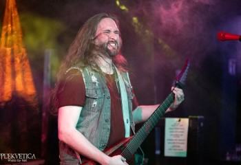 Never - Photo by Natalie