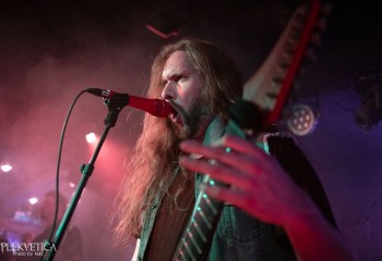 Never - Photo by Natalie