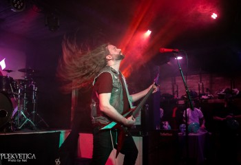 Never - Photo by Natalie