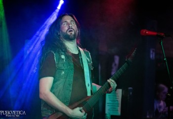 Never - Photo by Natalie