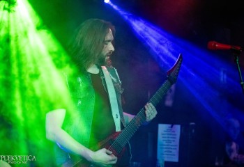 Never - Photo by Natalie