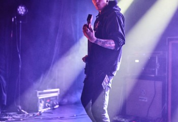 No Face No Case - Photo By Peti