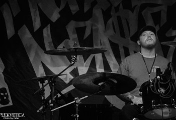 No Face No Case - Photo By Peti