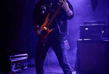 No Face No Case - Photo By Peti