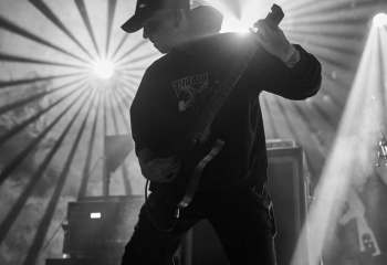 No Face No Case - Photo By Peti