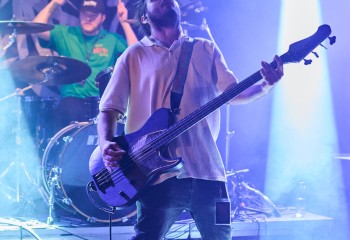 No Face No Case - Photo By Peti