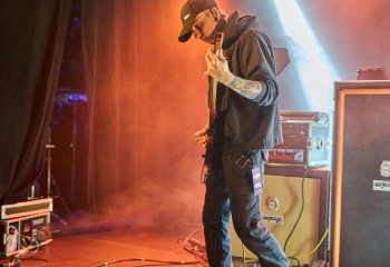 No Face No Case - Photo By Peti