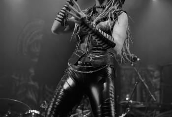 Null Positiv - Photo By Peti
