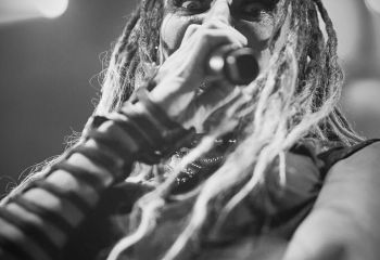 Null Positiv - Photo By Peti