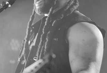 Of Virtue - Photo By Peti