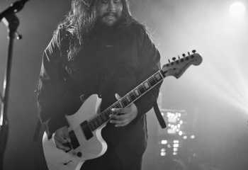 Of Virtue - Photo By Peti