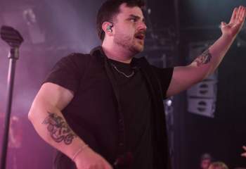 Of Virtue - Photo By Peti