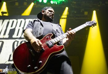Phil Campbell and the Bastard Sons - Photo by Natalie
