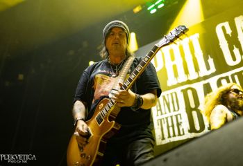 Phil Campbell and the Bastard Sons - Photo by Natalie